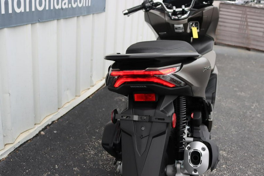 2024 Honda® PCX