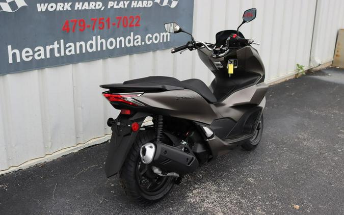 2024 Honda® PCX