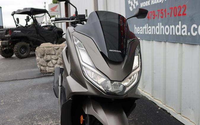 2024 Honda® PCX