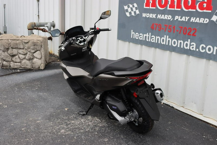 2024 Honda® PCX