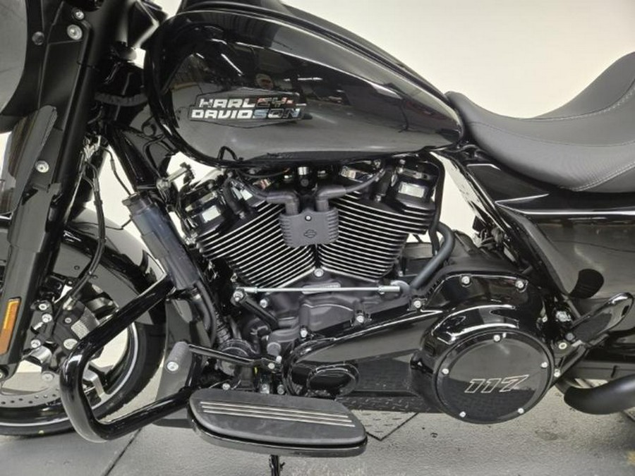 2025 Harley-Davidson® FLHX - Street Glide®