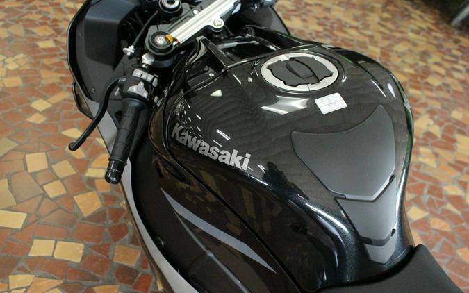 2026 Kawasaki Ninja ZX-10R Metallic Flat Spark Black/Ebony - TA001504