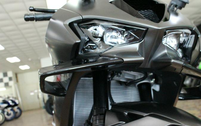 2026 Kawasaki Ninja ZX-10R Metallic Flat Spark Black/Ebony - TA001504