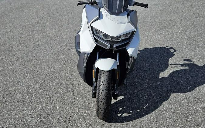 2023 BMW C 400 GT Alpine White