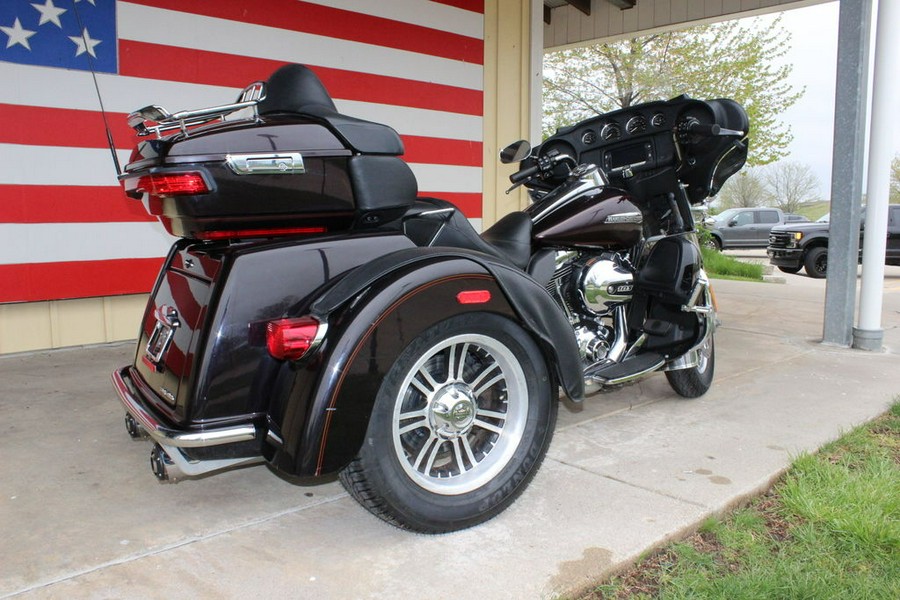 2014 Harley-Davidson® FLHTCUTG - Tri Glide® Ultra