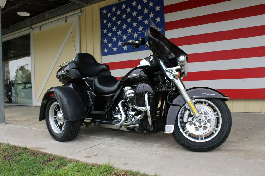 2014 Harley-Davidson® FLHTCUTG - Tri Glide® Ultra