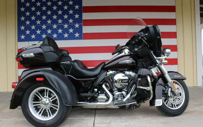 2014 Harley-Davidson® FLHTCUTG - Tri Glide® Ultra