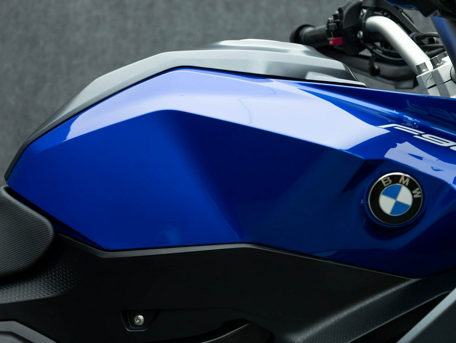 2023 BMW F900XR PREMIUM W/ABS