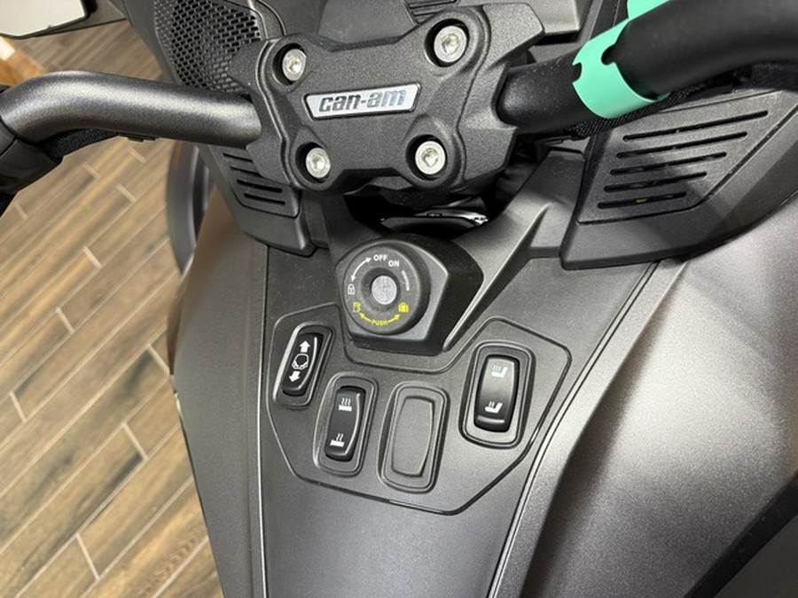 2026 Can-Am Spyder RT Limited Dark