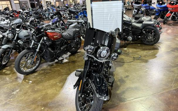 2026 Harley-Davidson® Heritage Classic®