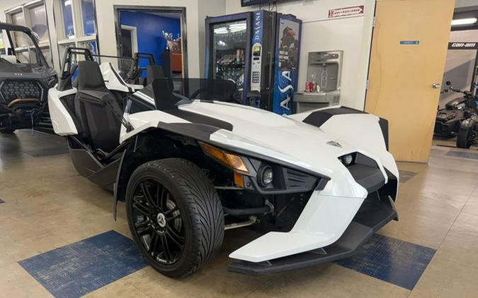 2019 Slingshot SLINGSHOT S, 49ST, WHITE LIGHTNING