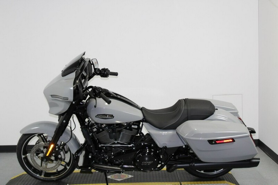 Harley-Davidson Street Glide® 2024 FLHX 84452865 BILLIARD GRAY