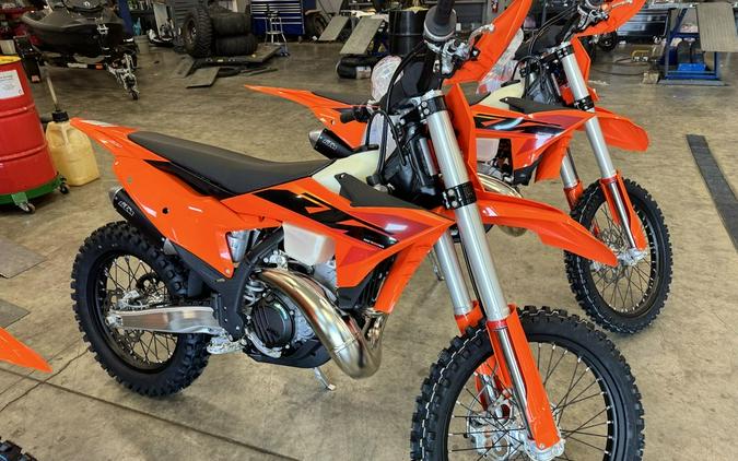 2025 KTM 300 XC