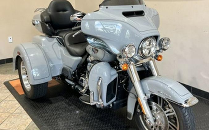 2024 Harley-Davidson Trike FLHTCUTG - Tri Glide Ultra