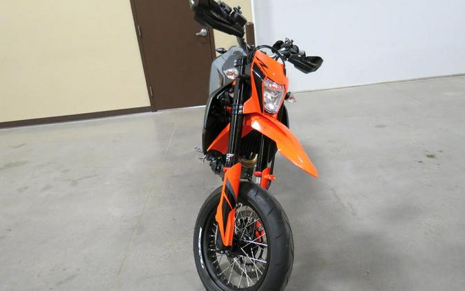 2021 KTM 690 SMC R