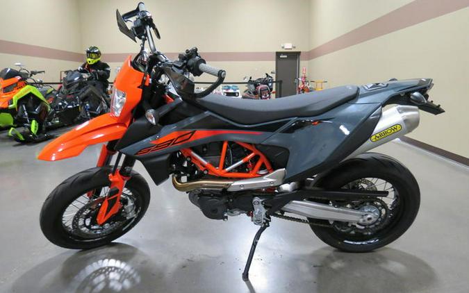 2021 KTM 690 SMC R