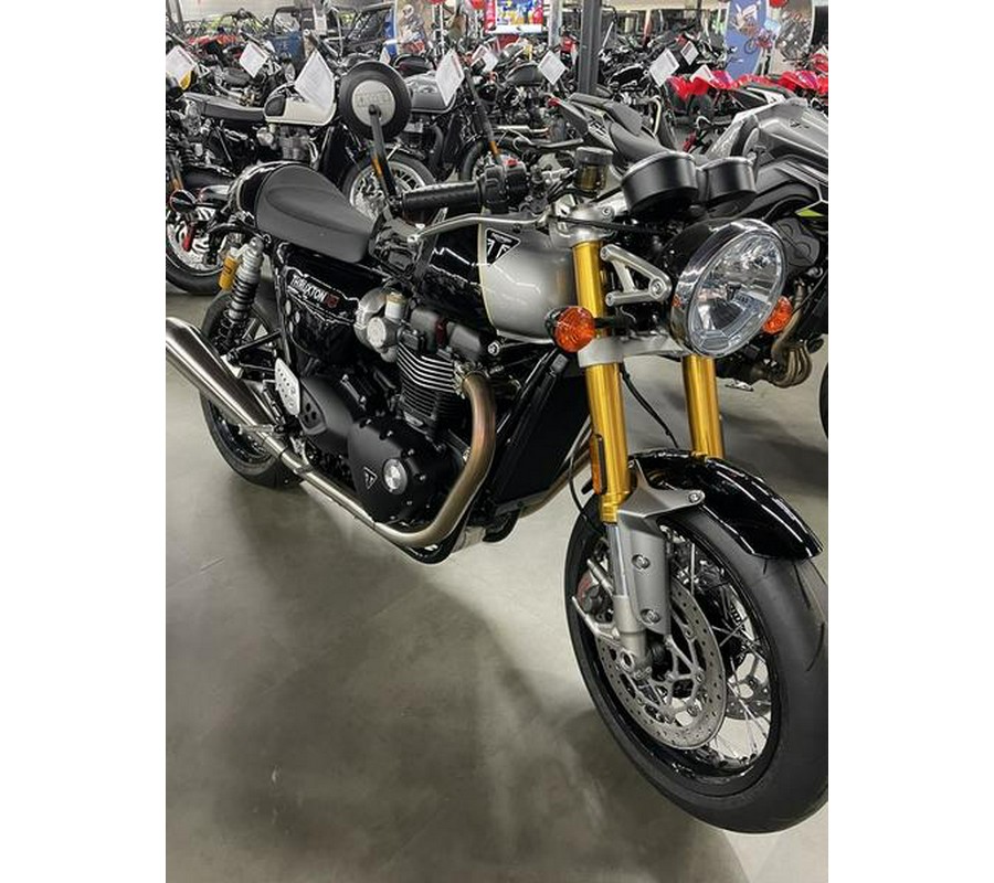 2024 Triumph Thruxton RS Jet Black / Silver Ice