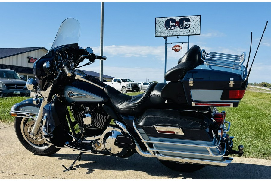 2004 Harley-Davidson® FLHTCU ULTRA CLASSIC POLICE EDITION