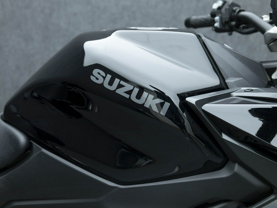 2024 SUZUKI GSX1000GT W/ABS