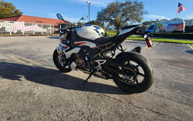 2023 BMW S 1000 R