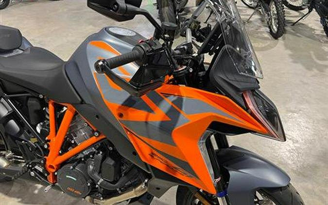 2023 KTM 1290 Super Duke GT