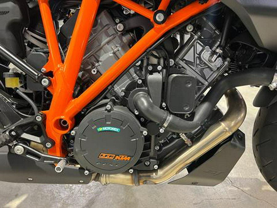 2023 KTM 1290 Super Duke GT