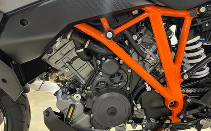 2023 KTM 1290 Super Duke GT