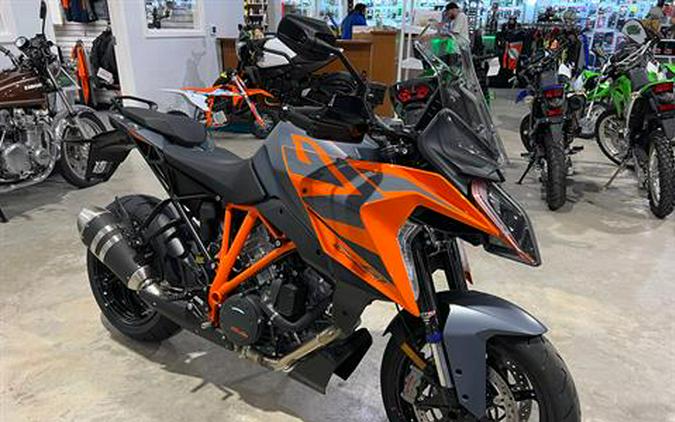 2023 KTM 1290 Super Duke GT