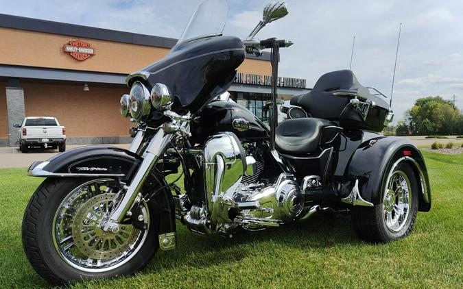 2013 Harley-Davidson Tri Glide™ Ultra Classic® Black