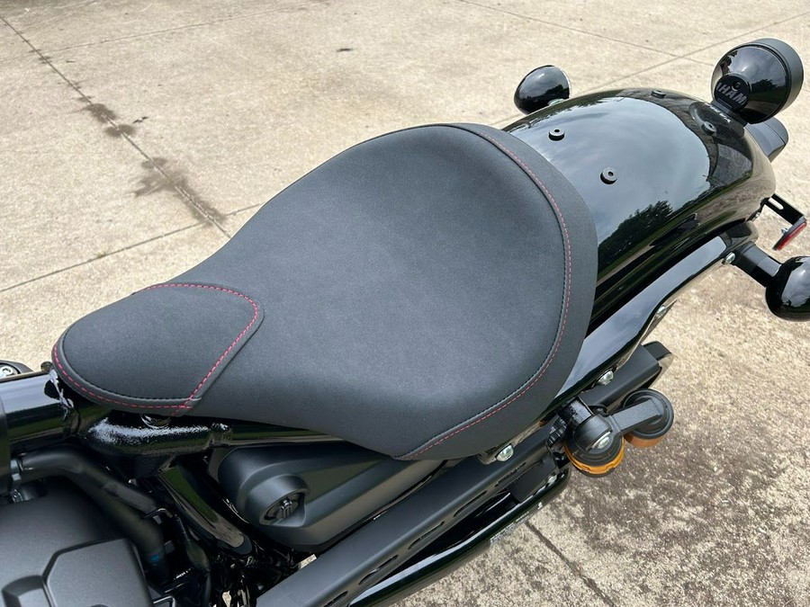 2024 Yamaha Bolt R-Spec