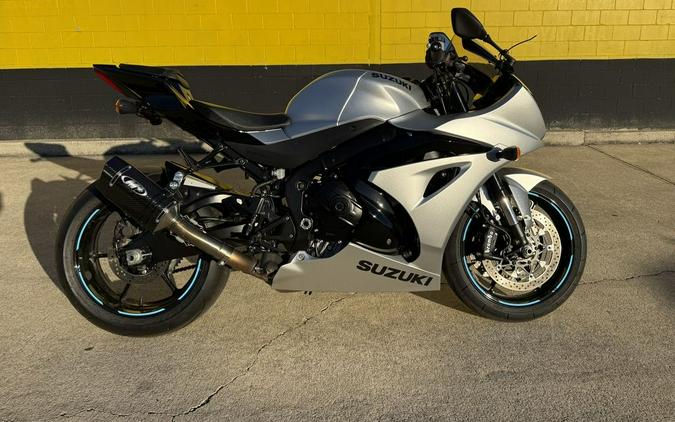 2025 Suzuki GSX-R1000