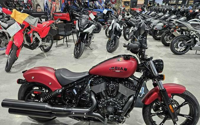 2025 Indian Chief Dark Horse Sunset Red Smoke