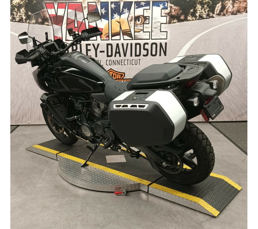 2022 RA1250S Pan America™ 1250 Special