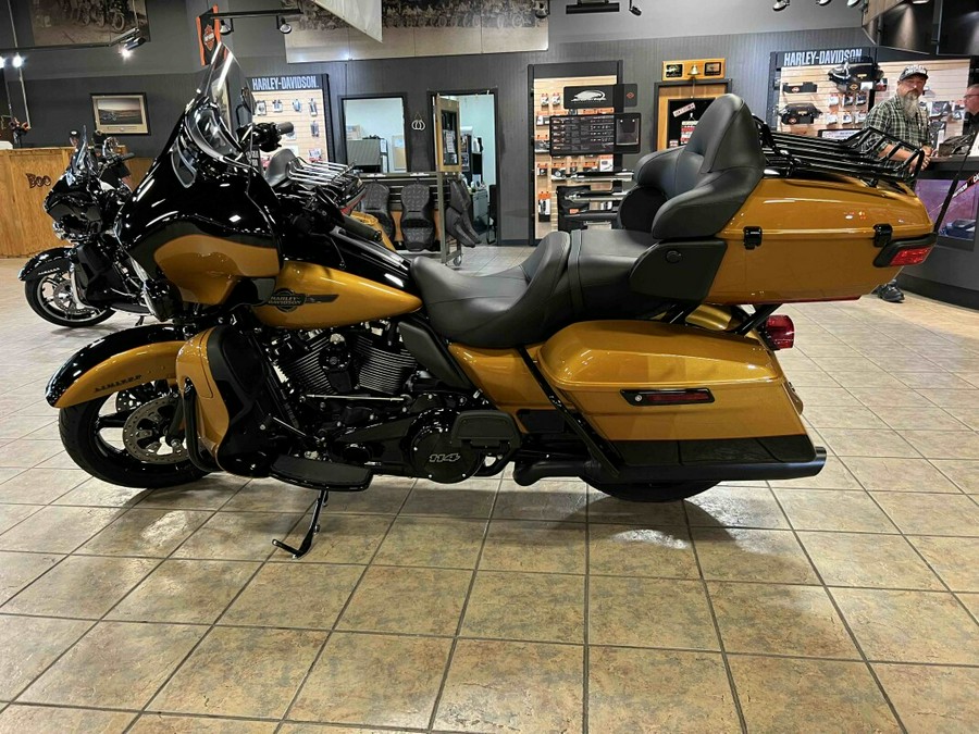 2023 Harley-Davidson Ultra Limited Prospect Gold/Vivid Black – Black Finish