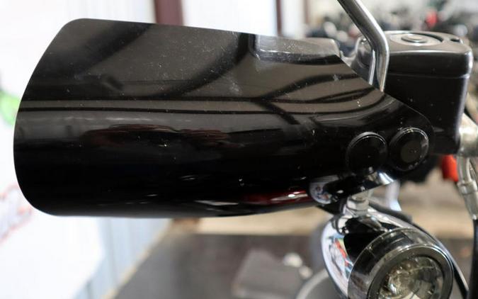 2017 Harley-Davidson® FXDB - Street Bob®