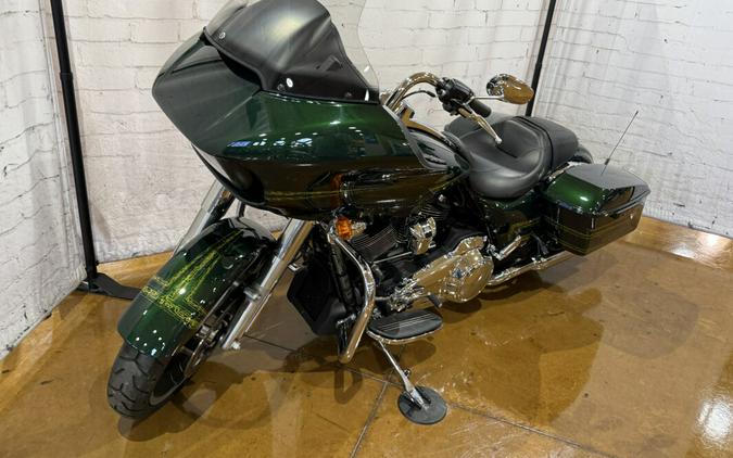 Harley-Davidson® Road Glide® 2019 FLTRX ULINDD KINETIC GREEN