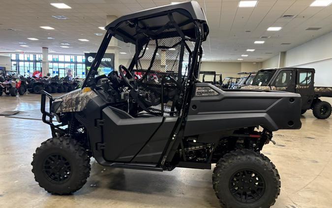 2026 Honda Pioneer 700 Forest