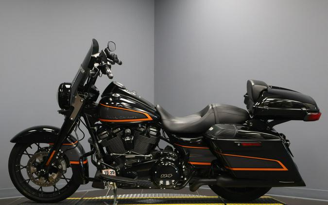 2022 Harley-Davidson® Road King® Special Apex