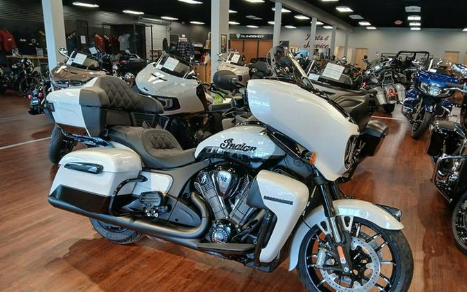 2026 Indian Roadmaster PowerPlus Dark Horse 112 w/PowerBand Black Smoke
