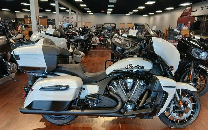 2026 Indian Roadmaster PowerPlus Dark Horse 112 w/PowerBand Black Smoke