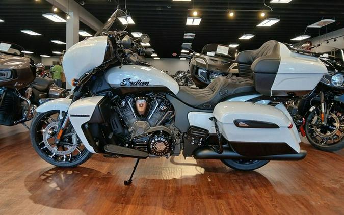 2026 Indian Roadmaster PowerPlus Dark Horse 112 w/PowerBand Black Smoke