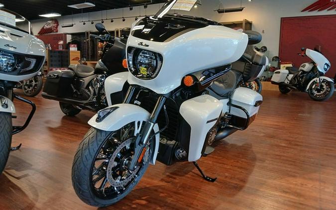 2026 Indian Roadmaster PowerPlus Dark Horse 112 w/PowerBand Black Smoke