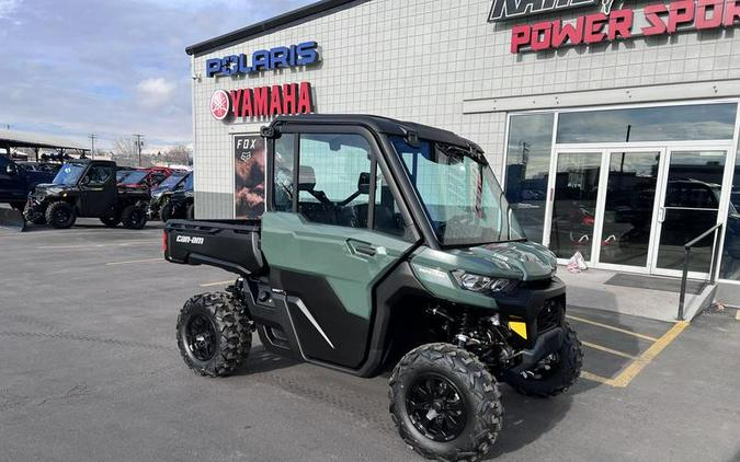 2024 Can-Am® Defender DPS CAB HD9