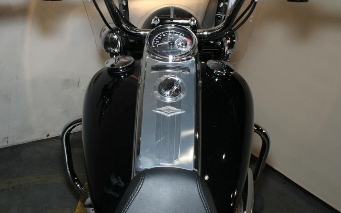 2022 Harley-Davidson Police Road King Grand American Touring FLHP