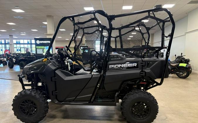 2026 Honda Pioneer 700-4 Deluxe