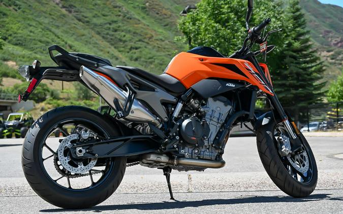 2023 KTM 790 Duke