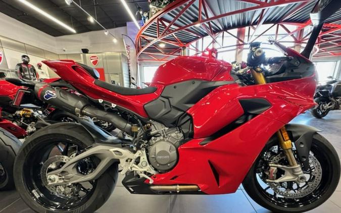 2025 Ducati Panigale V2 S