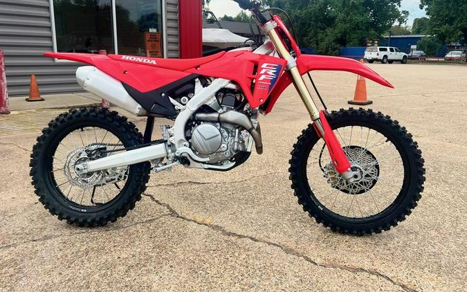 2025 Honda CRF450R Review [First Ride at Ironman Raceway]