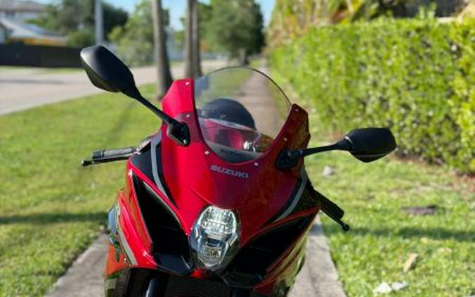 2025 Suzuki GSX-R1000