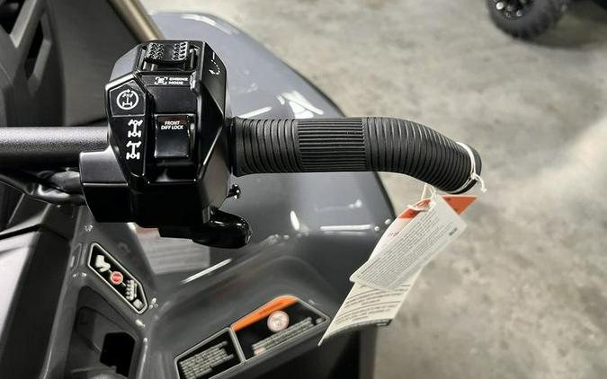2027 Can-Am® Outlander X mr 1000R Granite Grey